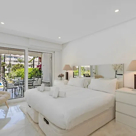 شقة Beachfront Luxury With Private Pool *