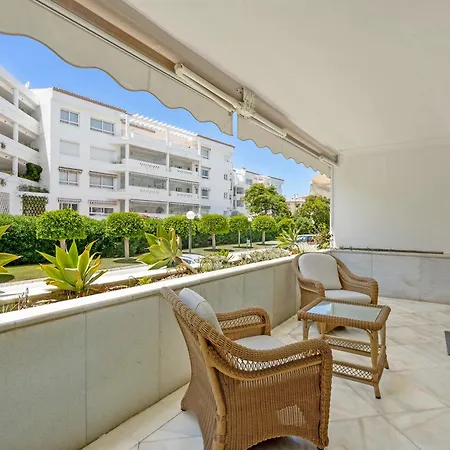 Beachfront Luxury With Private Pool