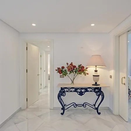 شقة Beachfront Luxury With Private Pool *